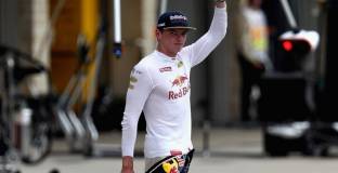  Верстапен спечели първата свободна тренировка 